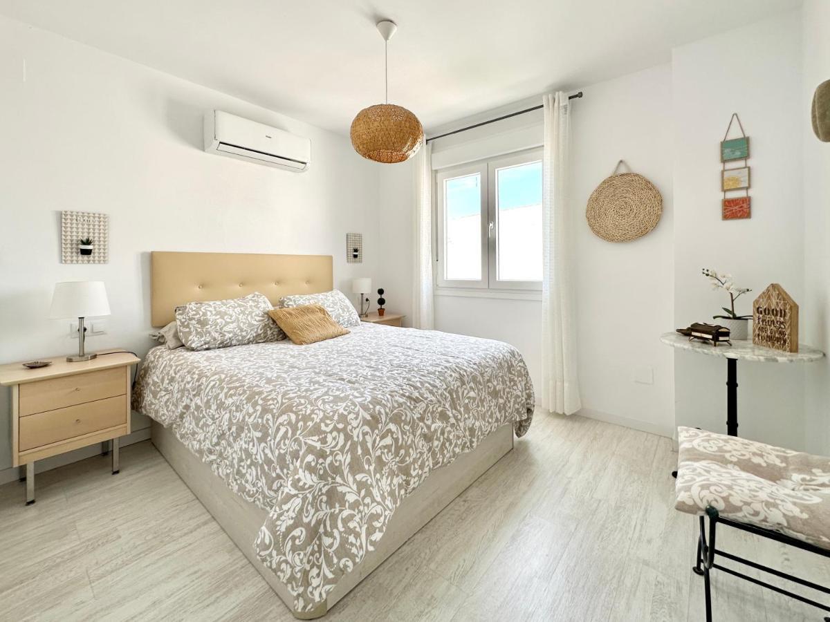 Miramar Beach Caleta De Velez Malaga المظهر الخارجي الصورة
